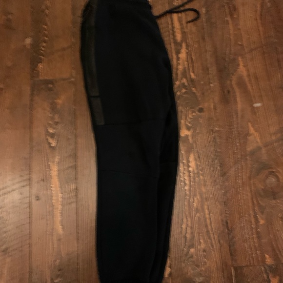 Large Nike track pants - Picture 3 of 4